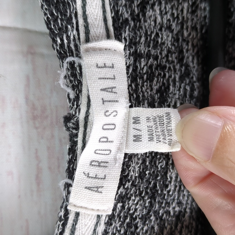 Aeropostale Hooded Sweater - Picture 2 of 5